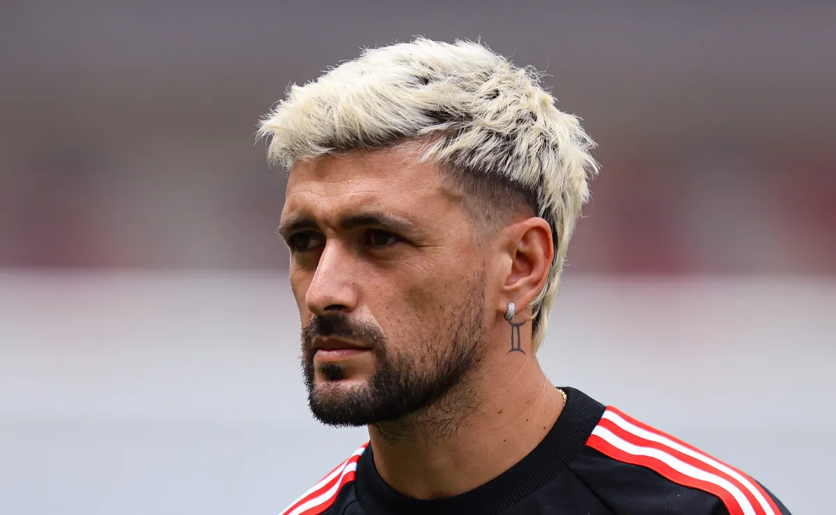 arrascaeta-da-assistencia,-mas-tem-atuacao-apagada-em-vitoria-do-flamengo-sobre-o-remo