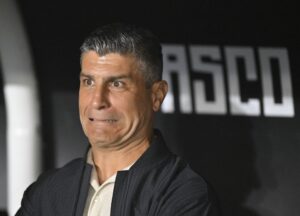 escale-o-seu-time-ideal-do-vasco-no-jogo-contra-o-santa-fe-pela-sul-americana