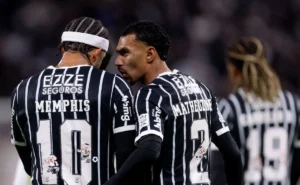 corinthians-muda-a-chave,-viaja-para-argentina-e-ja-tem-treino-marcado-nesta-terca-feira