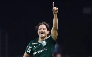 giay-transforma-desconfianca-em-resposta-e-ganha-forca-em-reviravolta-da-torcida