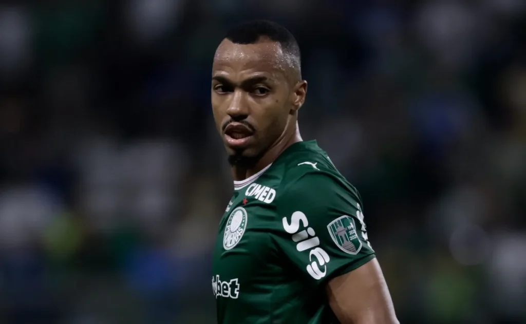 analise:-marlon-freitas-revela-o-problema-que-o-1-a-0-nao-esconde-no-palmeiras