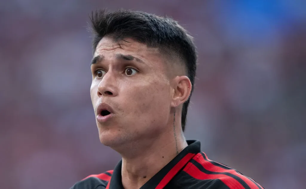 o-“engarrafamento”-no-ataque-que-ligou-o-alerta-de-luiz-araujo-no-flamengo