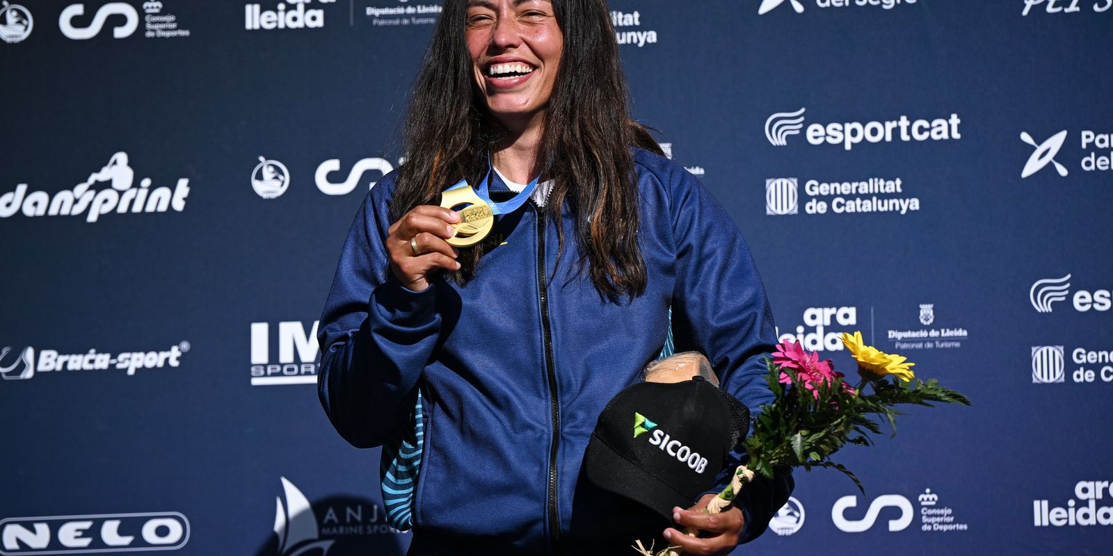 ana-satila-e-ouro-em-etapa-da-copa-do-mundo-de-canoagem-slalom