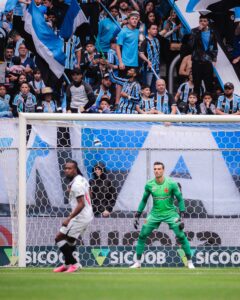 leo-jardim:-‘grande-entrega,-poder-de-reacao-e-mentalidade-de-toda-a-equipe’