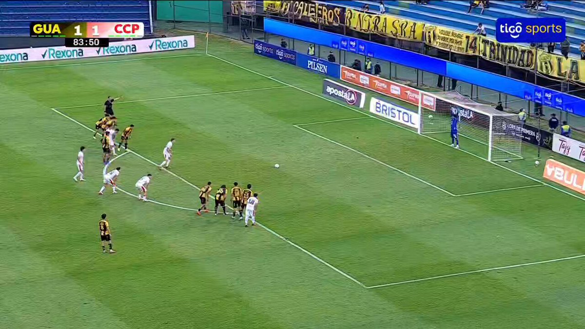 vegetti-chuta-penalti-para-fora-e-leva-torcedor-do-cerro-porteno-a-loucura;-veja-video