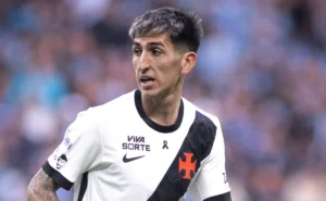 lescano-elogia-grupo-do-vasco-e-estreia-bem-em-vitoria-sobre-o-gremio