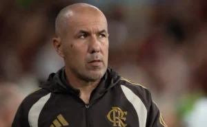 leonardo-jardim-expoe-erro-em-gol-sofrido-na-vitoria-do-flamengo-pelo-brasileirao