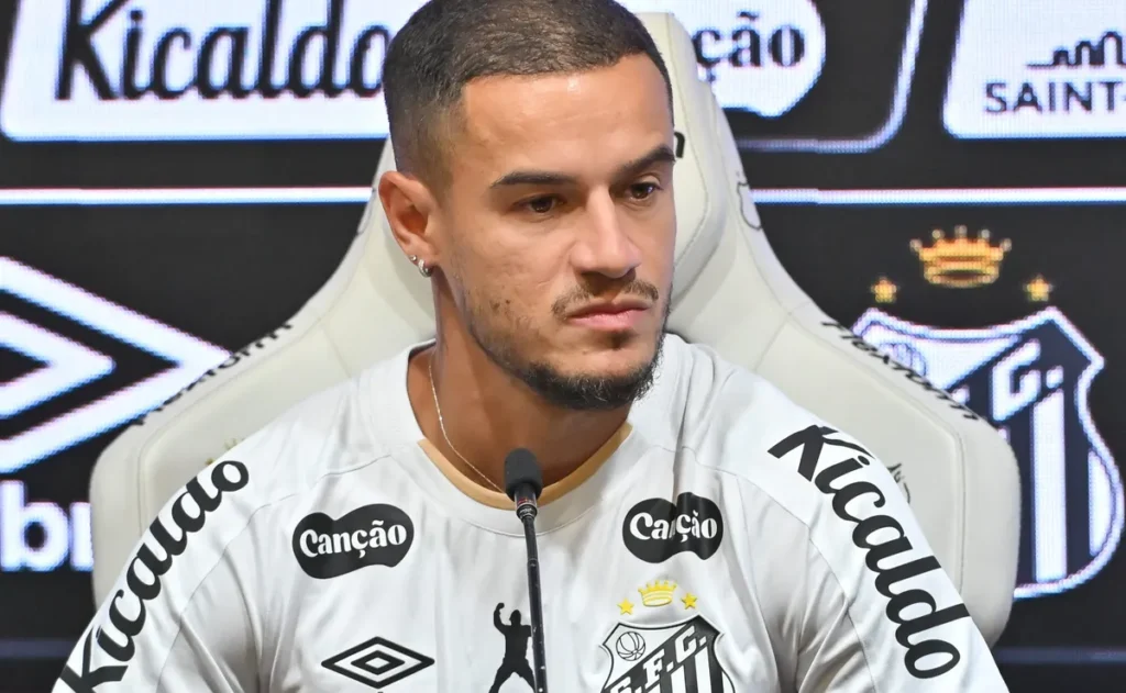 philippe-coutinho-explica-saida-do-vasco-em-apresentacao-ao-santos:-“em-nenhum-momento-abandonei”