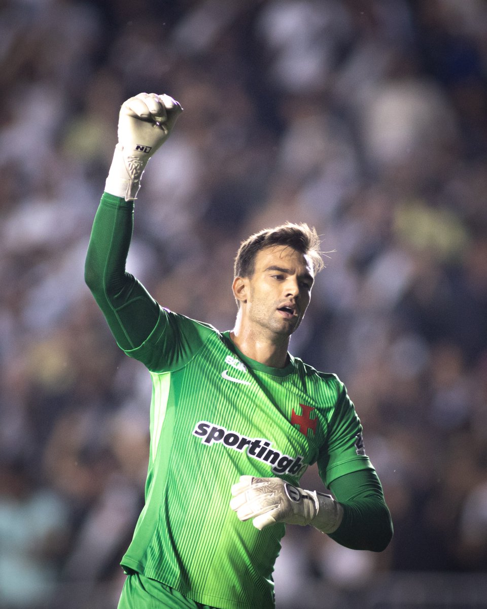 vasco-elogia-leo-jardim:-‘baliza-zero-e-defesas-decisivas’