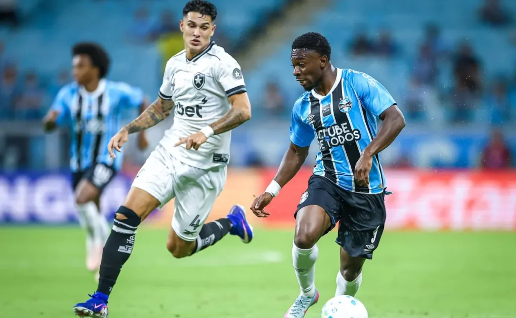 opiniao:-gremio-encara-botafogo-por-vitoria-historica-e-chance-de-mudar-o-rumo-na-tabela