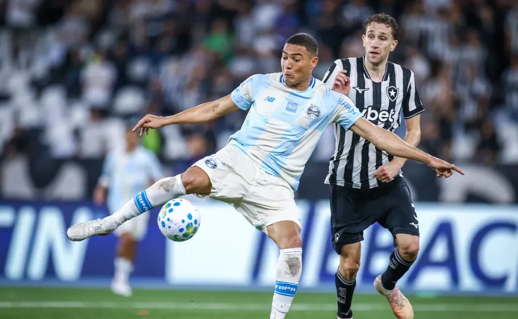 opiniao:-gremio-tem-tecnico-novo,-mas-velhos-problemas-continuam-preocupando-no-time