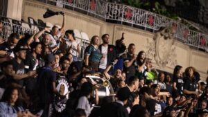 feminino:-vasco-promovera-encontro-de-jogadoras-historicas-com-torcedores-neste-domingo