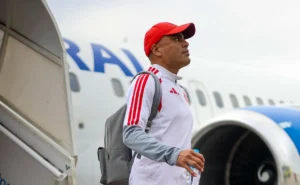 inter-chega-a-sao-paulo-sem-recepcao-da-torcida-e-esta-pronto-para-enfrentar-o-tricolor