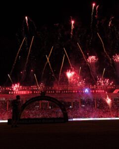 veja-mais-fotos-de-sao-januario-no-jogo-contra-o-coritiba