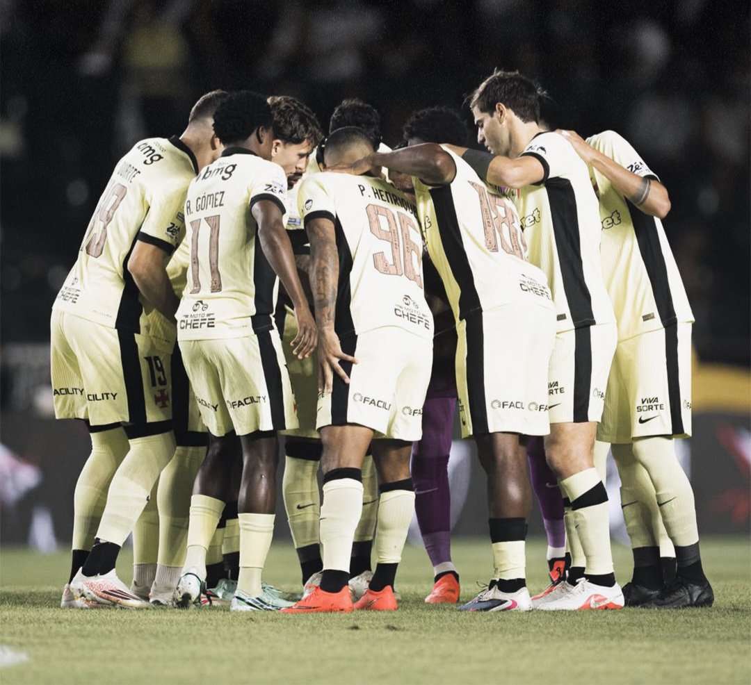 dos-jogadores-de-linha-do-vasco,-apenas-david-nao-finalizou-contra-o-coritiba