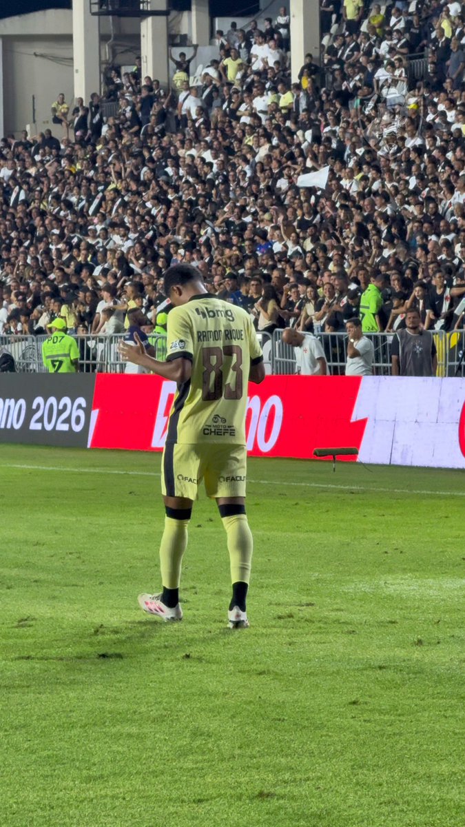 vasco-publica-video-de-ramon-rique:-‘chegar-ao-profissional-e-marcar-um-gol-no-caldeirao-lotado…’