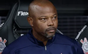 marcao-analisa-corinthians-x-fluminense-e-valoriza-postura:-“nao-podemos-perder-nossa-identidade”