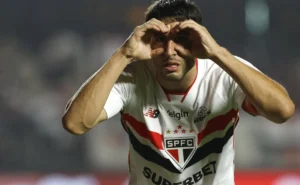 sao-paulo-quer-acabar-com-instabilidade-no-brasileirao-para-buscar-libertadores