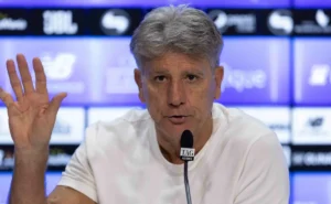 renato-ganha-tempo-para-reorganizar-o-gremio-na-data-fifa,-mas-tera-desfalques-contra-o-remo