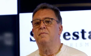analise:-marcelo-teixeira-‘esquece’-a-base-e-santos-vende-jovens-para-contratar-medalhoes