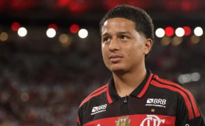 opiniao:-valencia-chega-com-expectativas-da-torcida-e-com-flamengo-confiante-em-evolucao