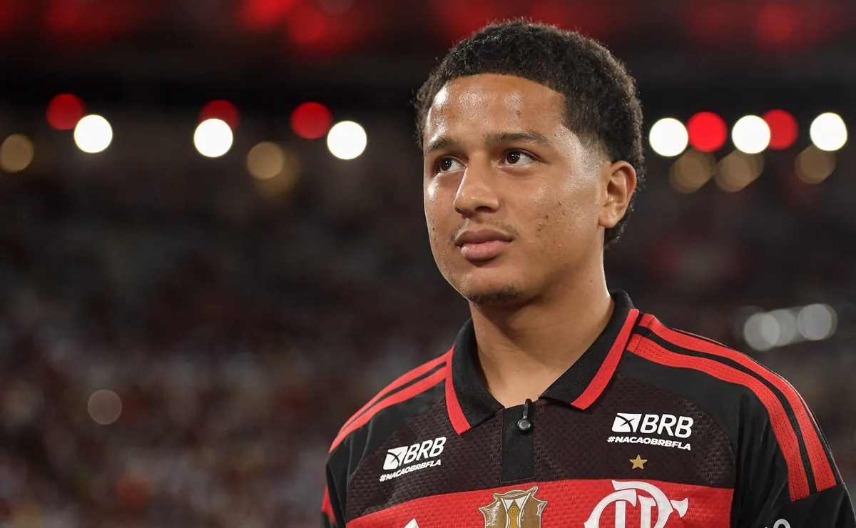 opiniao:-valencia-chega-com-expectativas-da-torcida-e-com-flamengo-confiante-em-evolucao