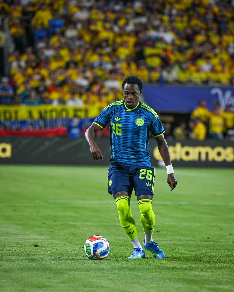 andres-gomez-e-titular-e-selecao-colombiana-empata-com-o-mexico-em-amistoso-por-1-a-1