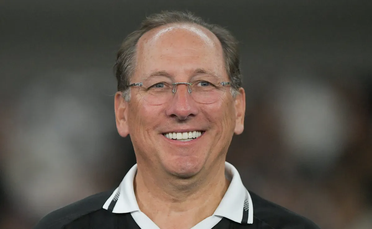 john-textor-teria-antecipado-valores-do-contrato-entre-botafogo-e-vbet