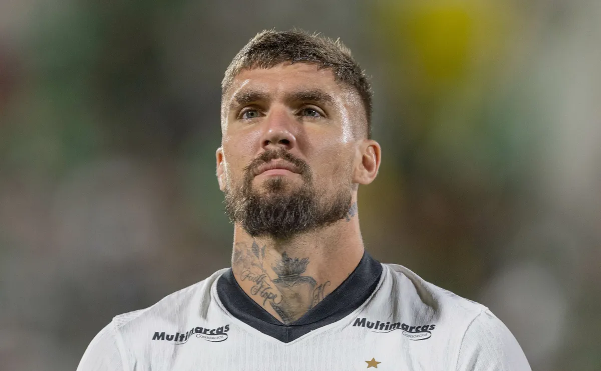 lyanco-faz-desabafo-e-manda-recado-ao-torcedor-do-atletico:-“ninguem-imagina”