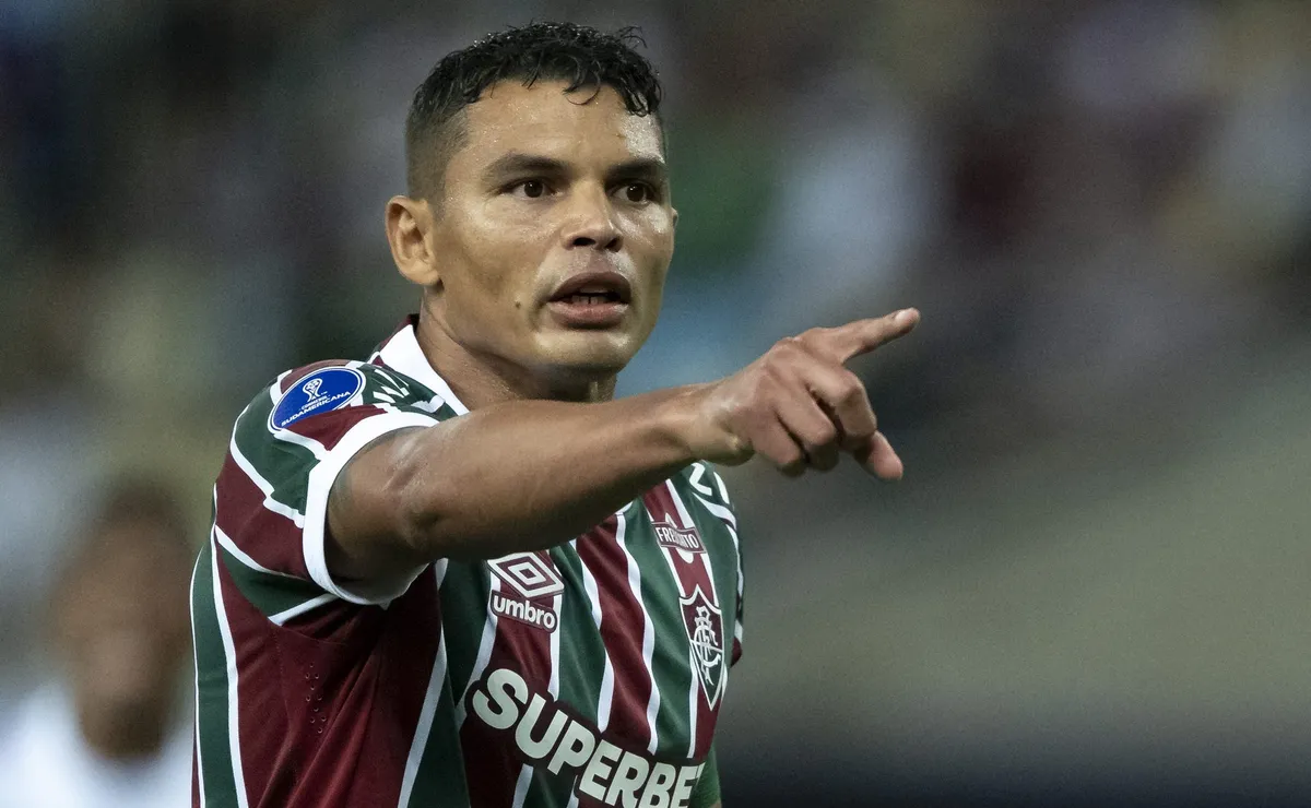 thiago-silva-se-preocupa-com-estado-do-gramado-do-maracana-apos-jogo-da-nfl