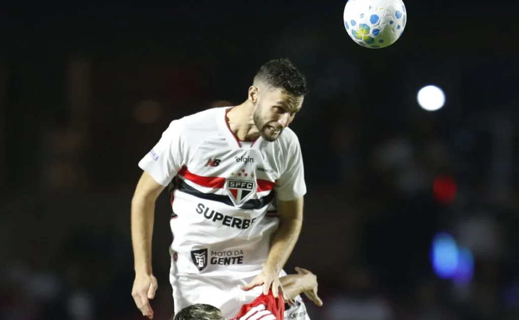 sao-paulo-ve-quatro-dos-seis-reforcos-sofrerem-com-lesoes-na-reta-final-da-temporada