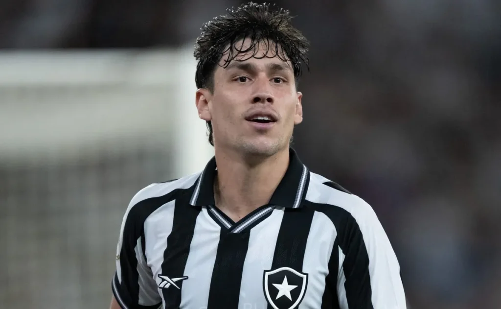 botafogo-pode-ter-trio-de-convocados-contra-o-vasco-pelo-campeonato-brasileiro