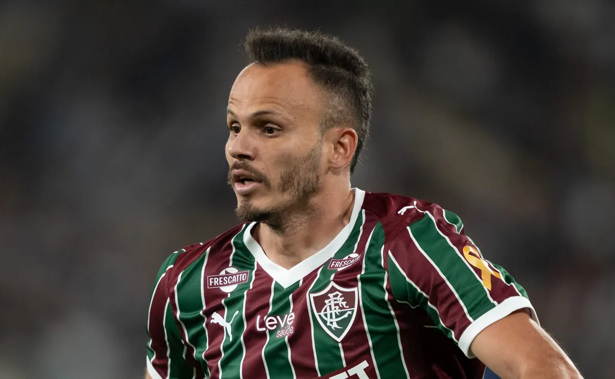 rene-sente-dores-no-tornozelo-e-vira-duvida-no-fluminense-para-o-duelo-contra-o-coritiba