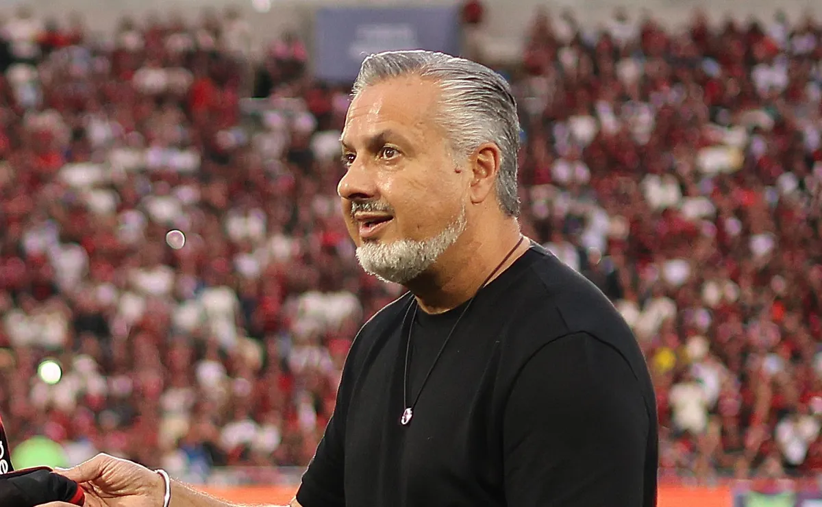 jose-boto-alerta-sobre-o-risco-do-flamengo-precisar-vender-jogadores-e-nao-repor