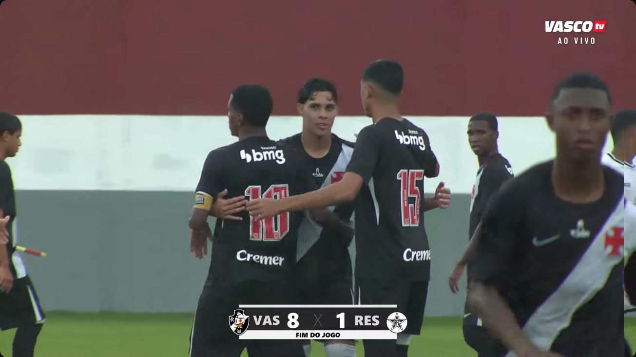 sub-16:-vasco-goleia-o-resende-por-8-a-1-no-nivaldo-pereira-pelo-guilherme-embry