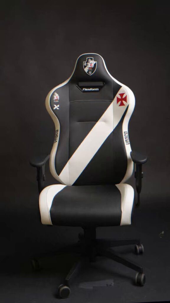 vasco-lanca-linha-de-cadeiras-personalizadas-em-parceria-com-a-flexform