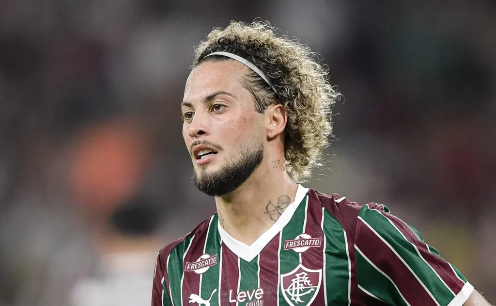 guga-destaca-importancia-dos-veteranos-do-fluminense:-“jogadores-extremamente-exemplares”