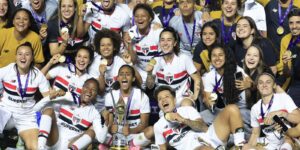 sao-paulo-segura-corinthians-e-e-campeao-brasileiro-pela-1a-vez