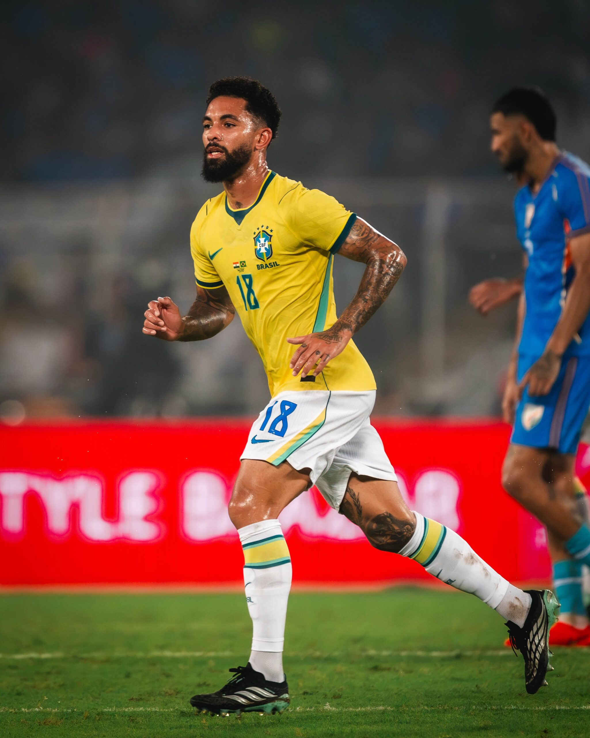 douglas-luiz:-‘muito-feliz-de-estar-representando-meu-pais’