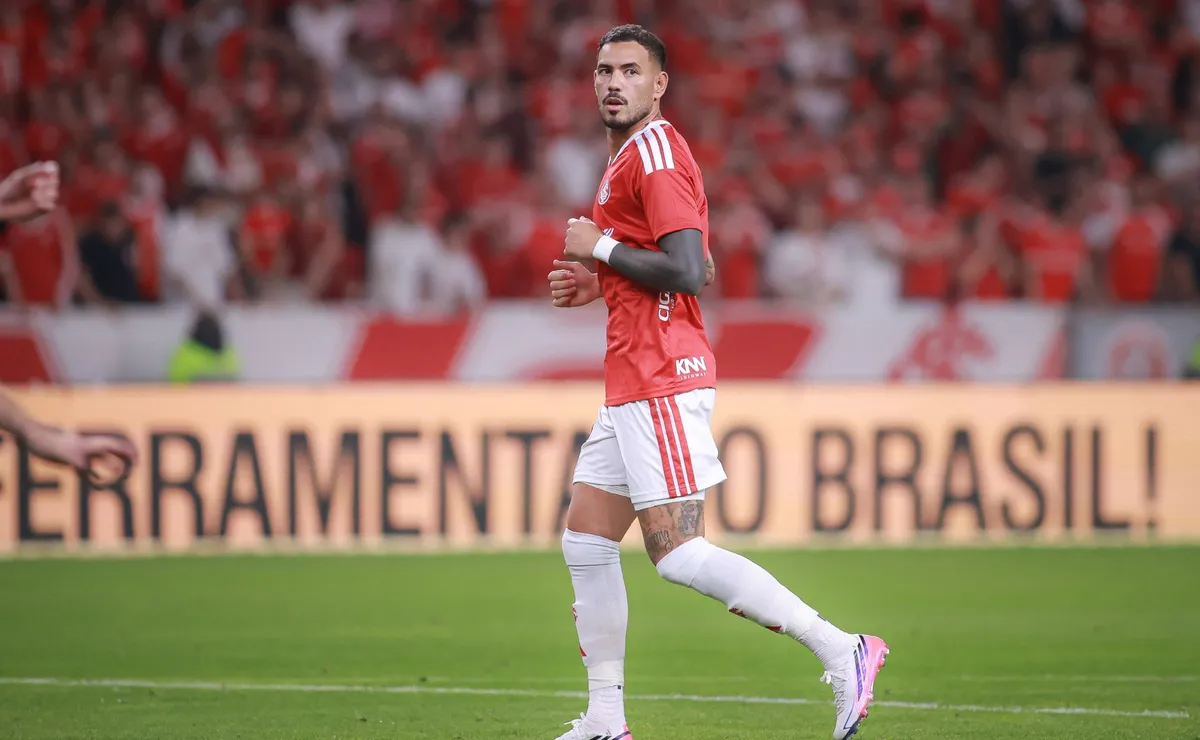 sanabria-sofre-lesao-na-panturrilha-e-vira-desfalque-para-o-gre-nal-455