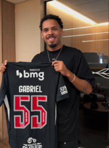 gabriel-percorreu-o-caminho-da-varzea-a-europa-antes-de-chegar-ao-vasco-para-reforcar-a-defesa