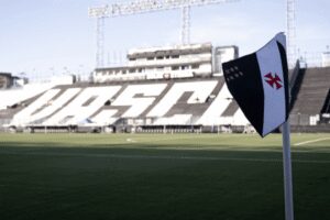 vasco-tem-dia-decisivo-para-confirmar-local-de-jogo-contra-o-boca-juniors