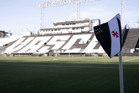 vasco-tem-dia-decisivo-para-confirmar-local-de-jogo-contra-o-boca-juniors