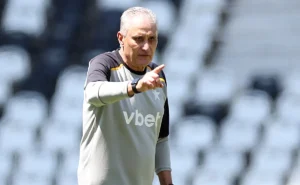 tite-explica-funcoes-na-comissao-tecnica-do-botafogo-e-detalha-integracao-dos-auxiliares