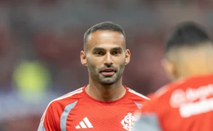 analise:-eduardo-baptista-vira-a-chave-no-inter-e-da-espaco-a-nomes-esquecidos-por-pezzolano