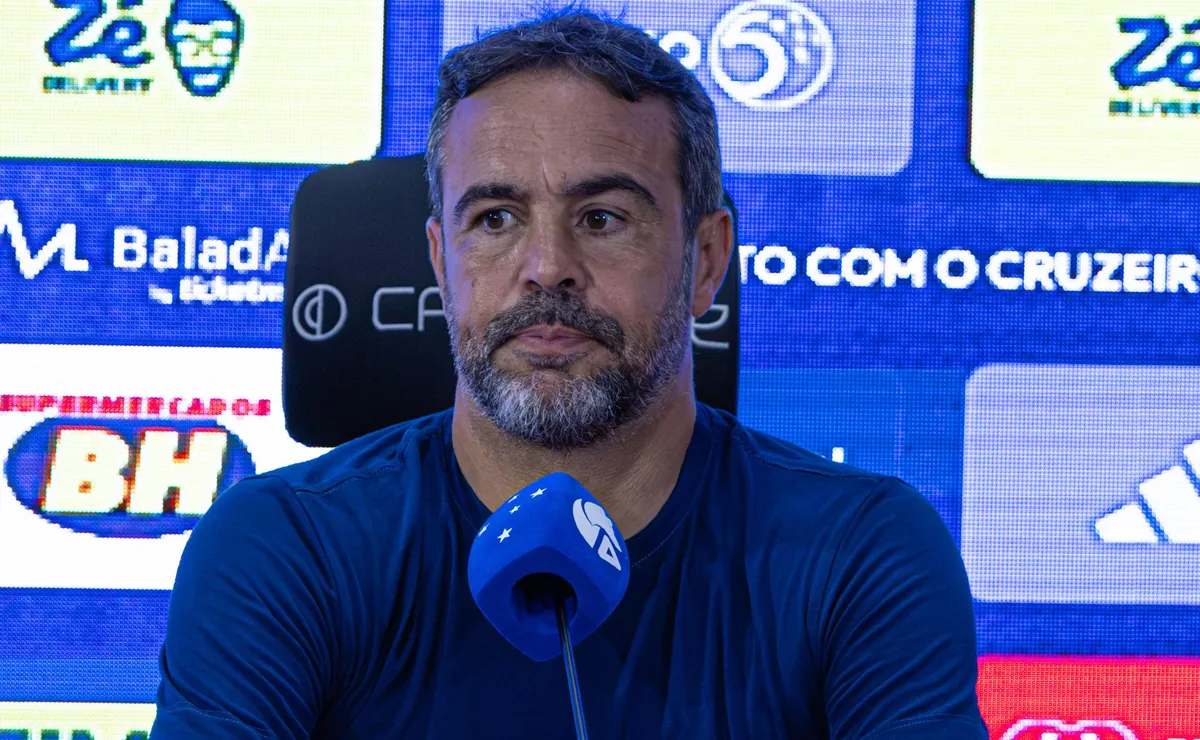 artur-jorge-deixa-escapar-e-revela-que-cruzeiro-tera-saidas-na-proxima-janela-de-transferencias