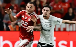 internacional-vence-o-corinthians-por-2-a-1-na-estreia-de-eduardo-baptista