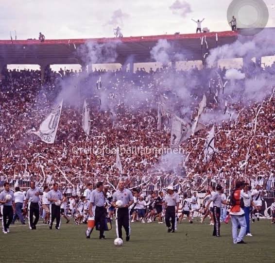 ultima-vez-que-o-vasco-venceu-5-seguidas-em-competicoes-nacionais-e-internacionais-foi-em-2000