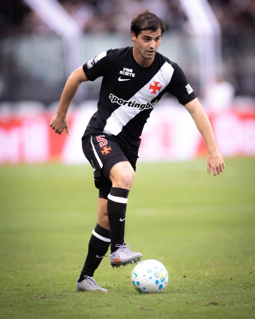 jogador-de-marcacao,-sosa-completa-11-jogos-pelo-vasco-e-ainda-nao-recebeu-cartao