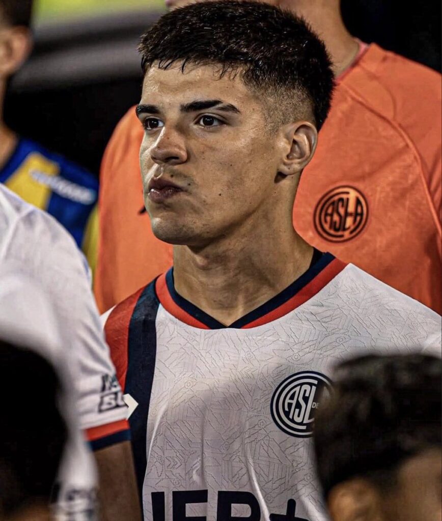 vasco-estaria-interessado-no-meia-facundo-gulli,-do-san-lorenzo